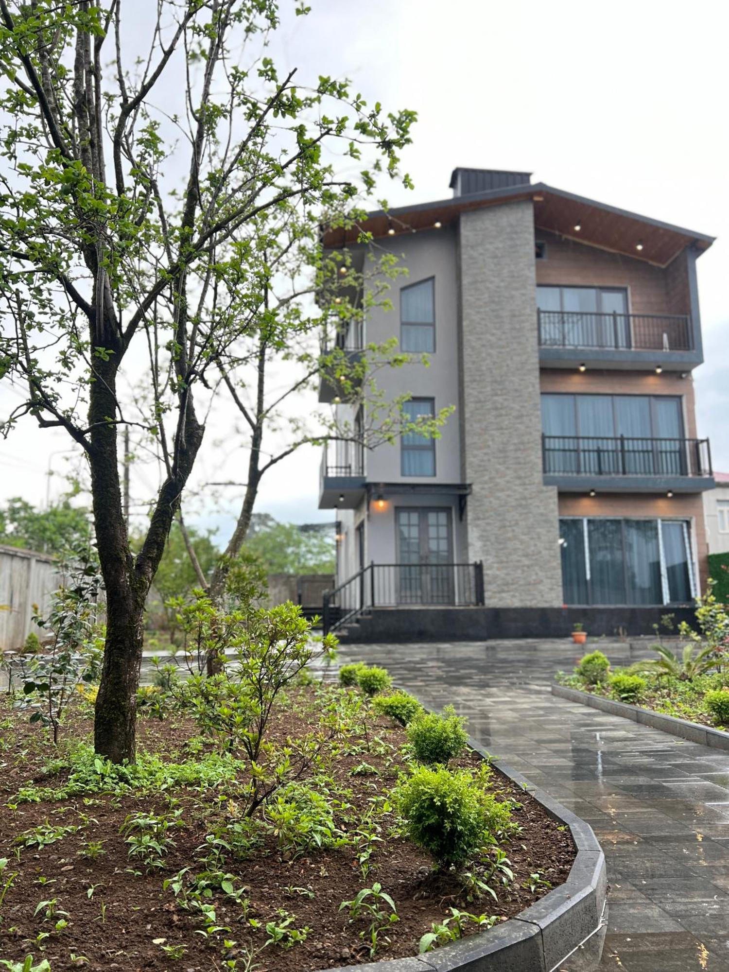 Feel Georgia Villa Batumi Bagian luar foto